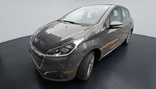 Peugeot • 208