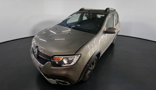 Renault • Sandero Stepway