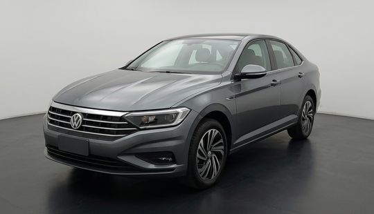 Volkswagen • Vento