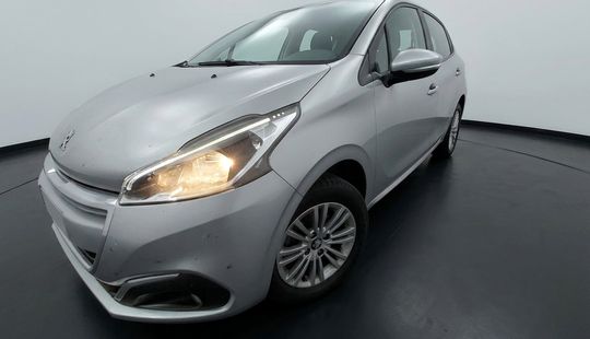 Peugeot • 208