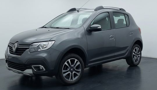 Renault • Sandero Stepway