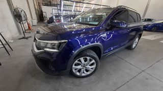 Volkswagen • Taos