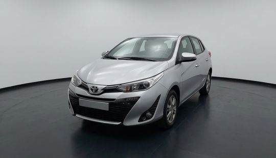 Toyota • Yaris