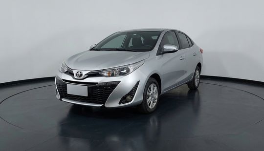 Toyota • Yaris