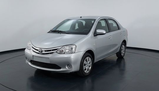 Toyota • Etios