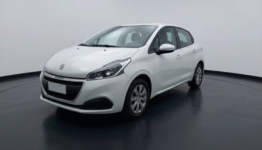 Peugeot • 208