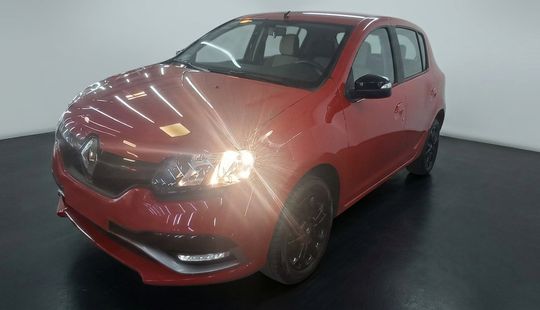 Renault • Sandero