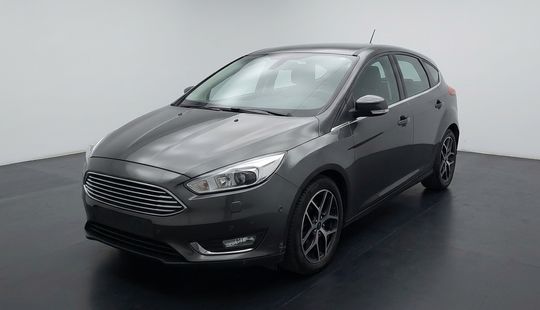 Ford • Focus III