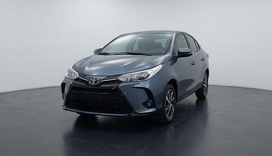 Toyota • Yaris