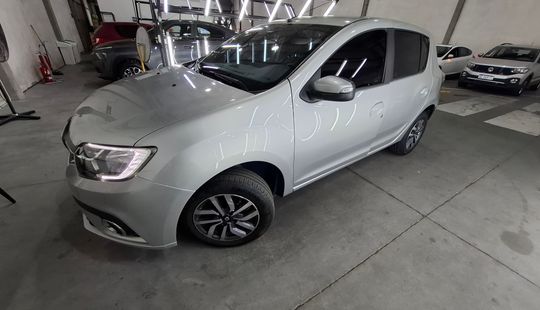 Renault • Sandero