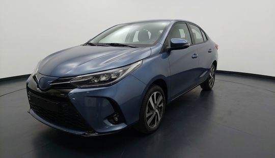 Toyota • Yaris