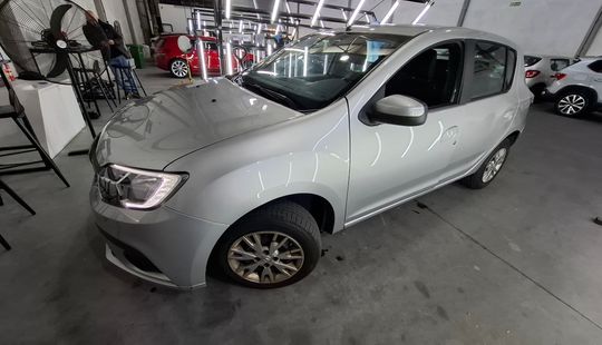 Renault • Sandero
