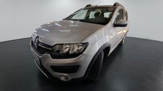Renault • Sandero Stepway
