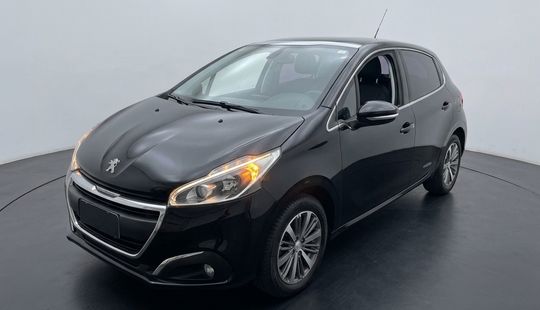 Peugeot • 208