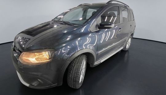 Volkswagen • Suran Cross