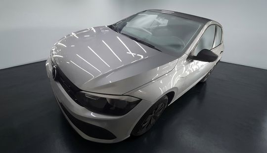 Volkswagen • Polo