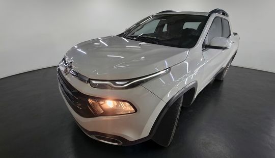 Fiat • Toro