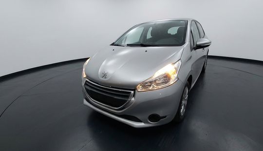 Peugeot • 208