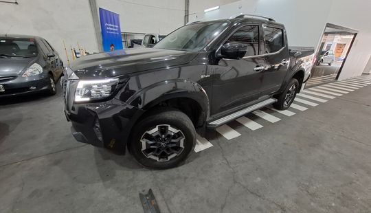 Nissan • Frontier
