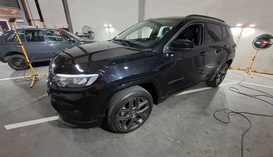 Jeep • Compass