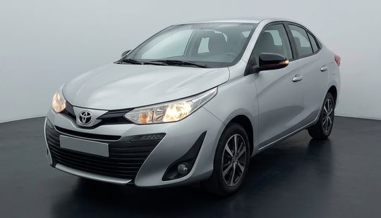 Toyota • Yaris