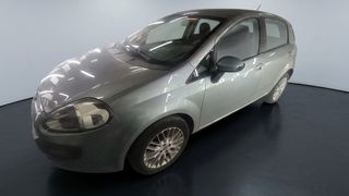 Fiat • Punto