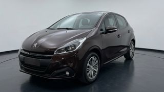 Peugeot • 208