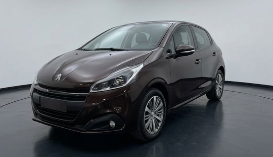 Peugeot • 208