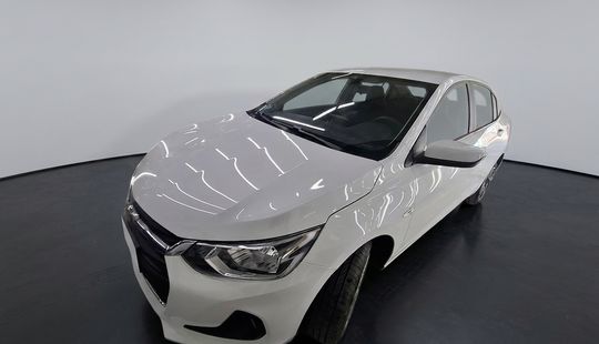 Chevrolet • Onix +