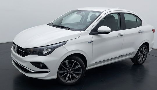 Fiat • Cronos