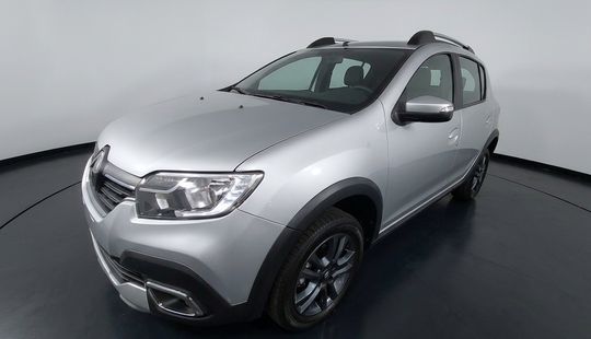 Renault • Sandero Stepway