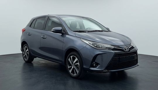Toyota • Yaris