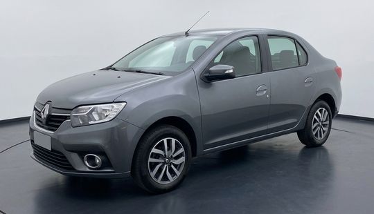 Renault • Logan