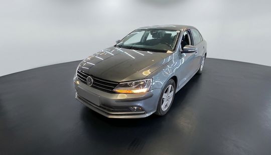 Volkswagen • Vento