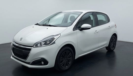 Peugeot • 208