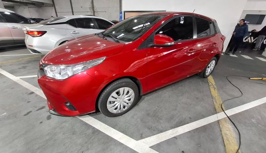 Toyota • Yaris