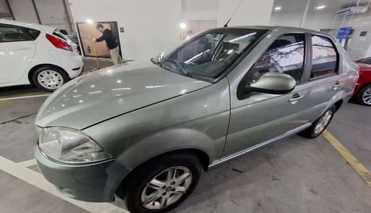 Fiat • Siena