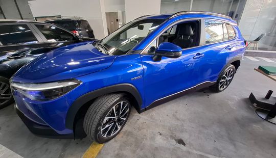 Toyota • Corolla Cross