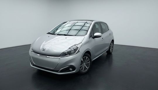 Peugeot • 208