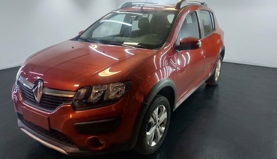Renault • Sandero Stepway