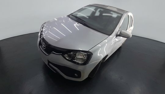 Toyota • Etios