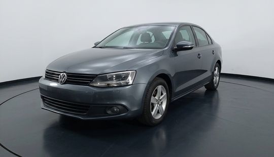 Volkswagen • Vento