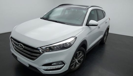 Hyundai • Tucson