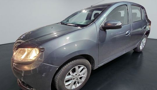 Renault • Sandero