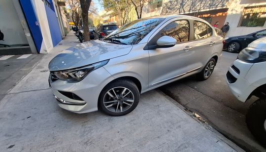 Fiat • Cronos