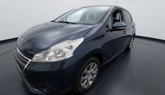 Peugeot • 208