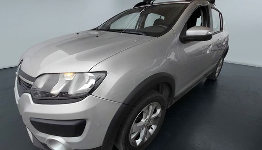 Renault • Sandero Stepway