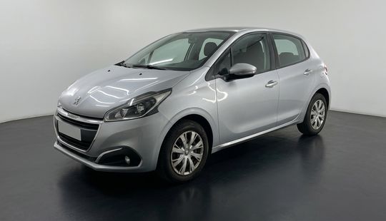 Peugeot • 208