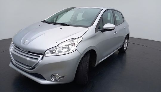 Peugeot • 208