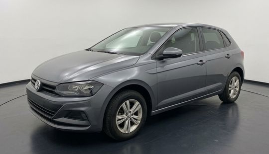Volkswagen • Polo